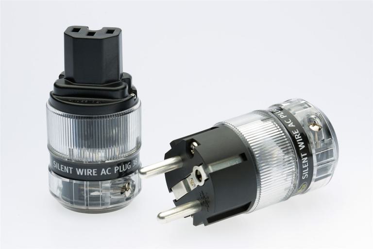 SERIE_38_ACPlug